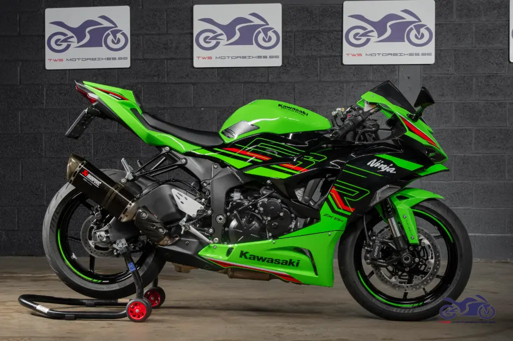 KAWASAKI NINJA ZX-6R